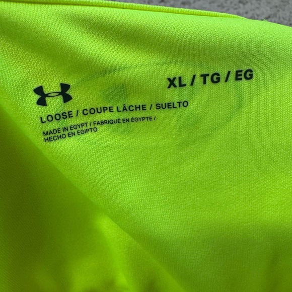 Under Armour Men’s Neon Yellow HeatGear Loose Fit Training Shirt XL - Picture 2 of 3